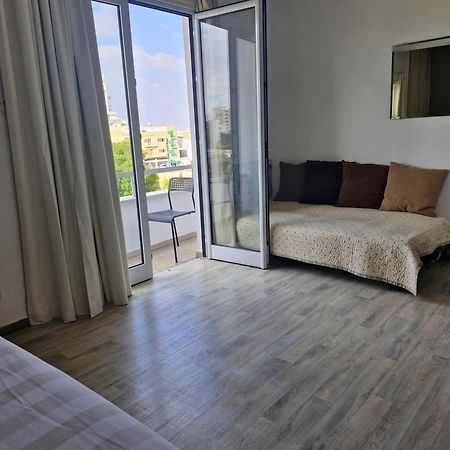 Ferienwohnung Downtown Living By 'Flats Nicosia' Exterior foto